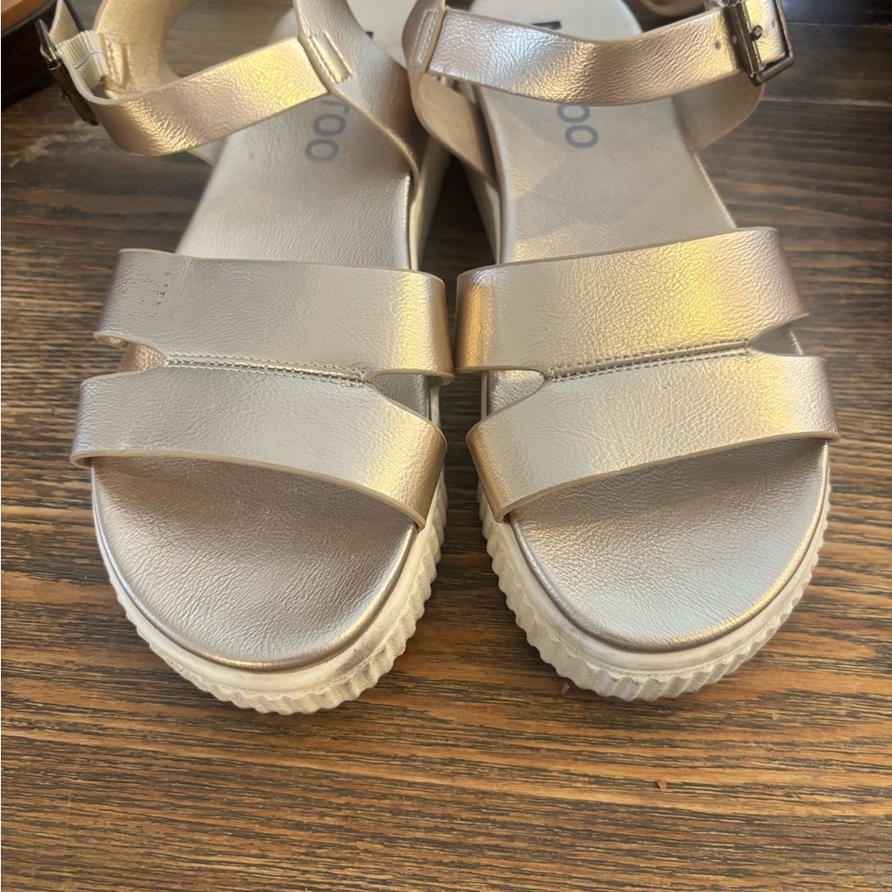 Me Too Metallic Gold Sandals